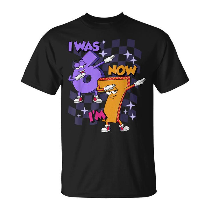 Dabbing 67 私は6歳でしたが、今は7歳です。おもしろいバースデーガールキッズ67 Tシャツ