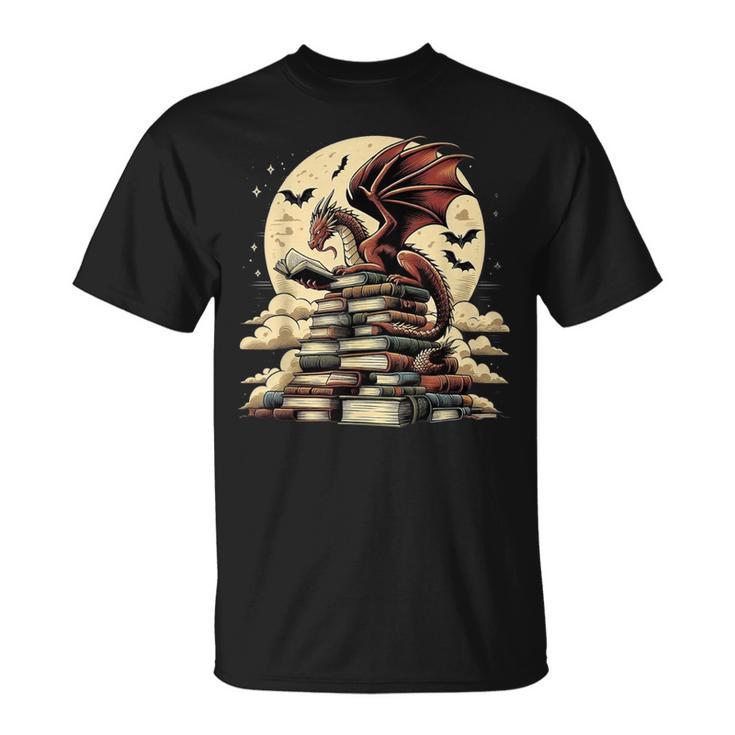 Dragon Reading a Book Dragons And Books Lover Bookworm T-Shirt