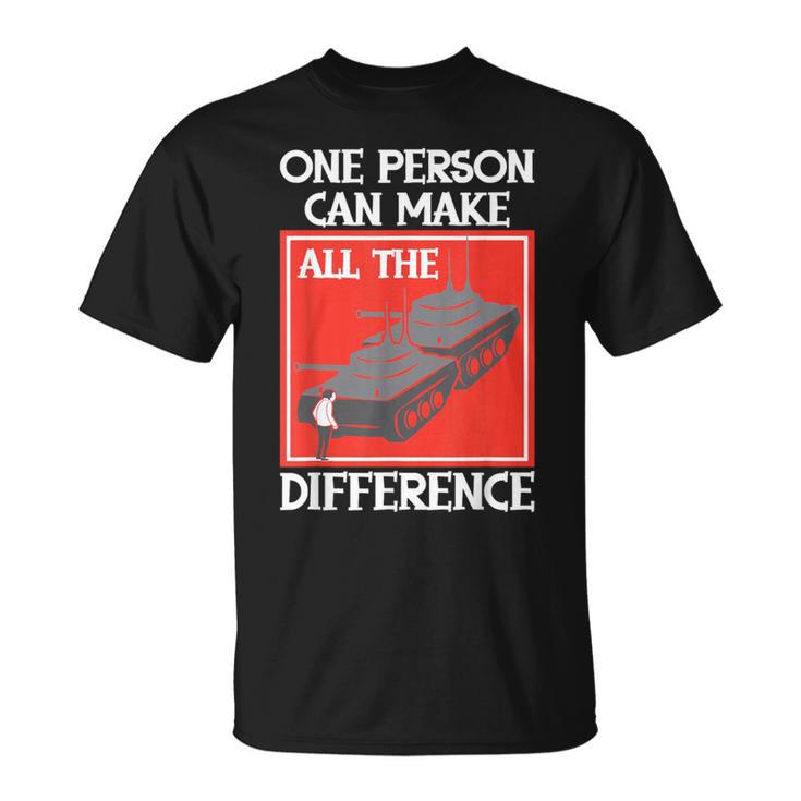 One Person Can Make A Difference Tiananmen タンクマン Tシャツ