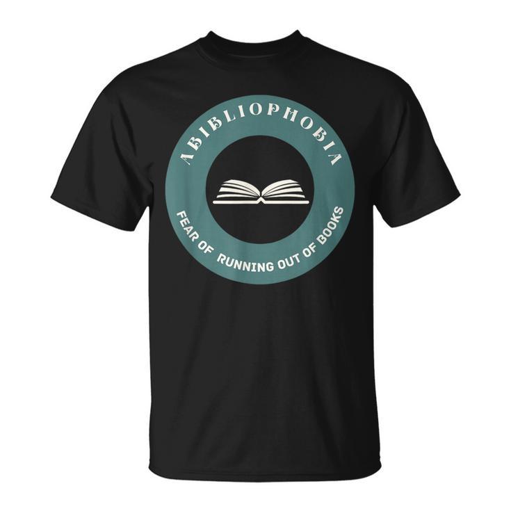 Vintage Abibliophobia Definition Bookworms Book Lovers T-Shirt