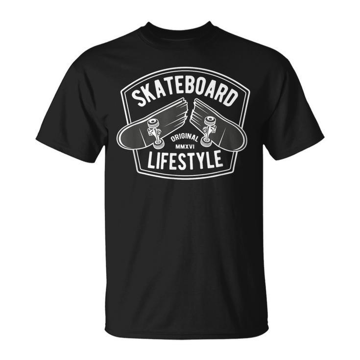 レトロなスケートボードライフスタイル Tシャツ
