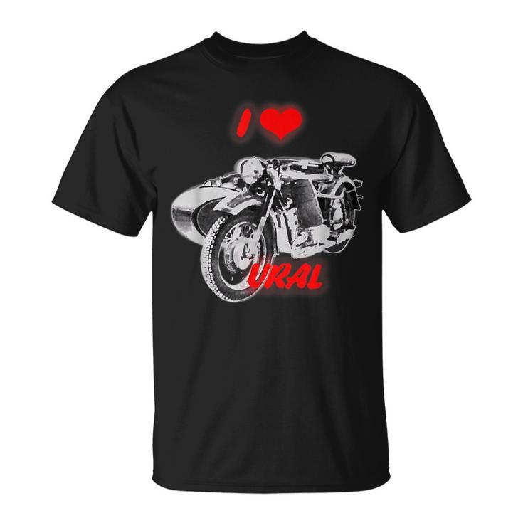 ロシアのレトロなオートバイ愛好家のためのi Love Ural Tシャツ