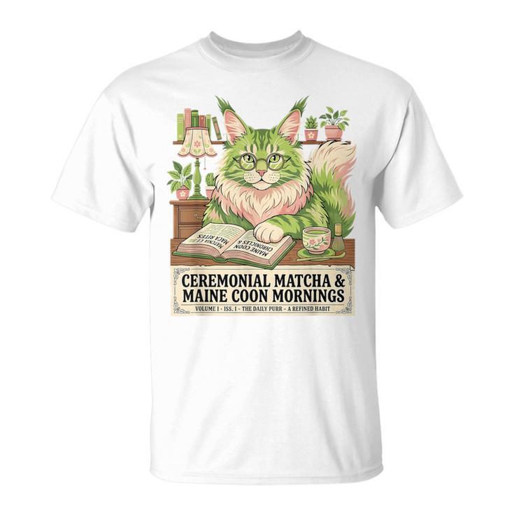 Matcha Drinking Maine Coon Cat Reading Books Aesthetic T-Shirt