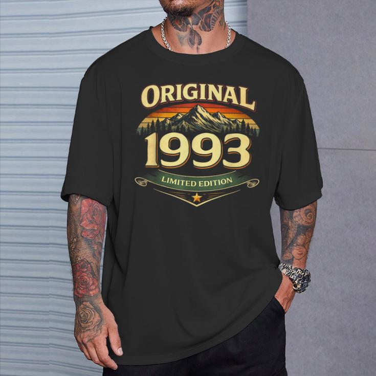 33歳 誕生日 男性女性intage 1993年1993年生まれ レトロデザインブランド Tシャツ 彼への贈り物