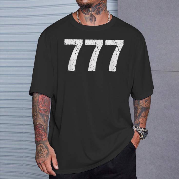777 数秘術 スピリチュアルパーソナルナンバー 777 エンジェルナンバー Tシャツ 彼への贈り物