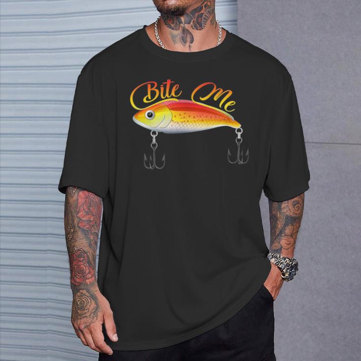 Bite Me 釣りルアー シャツ Tシャツ 彼への贈り物