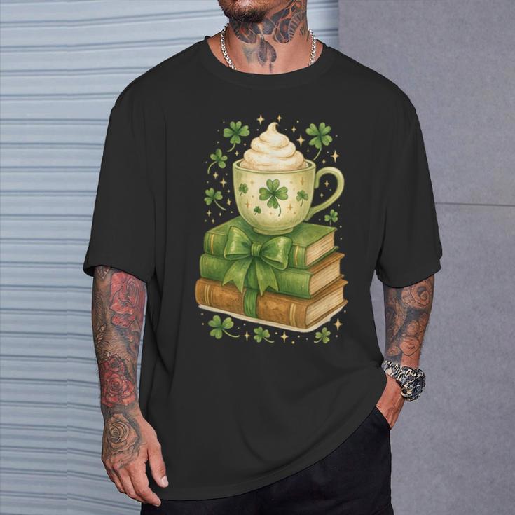 Book Lover St Patricks Day Teacher Cosy Librarycore T-Shirt Gifts for Him