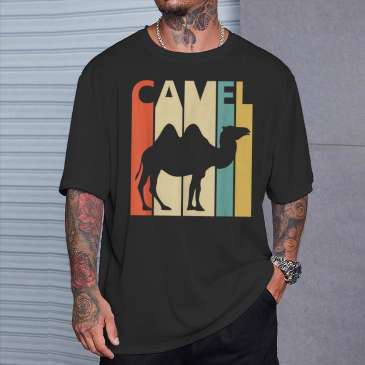 Camel ラクダ 動物 Tシャツ 彼への贈り物