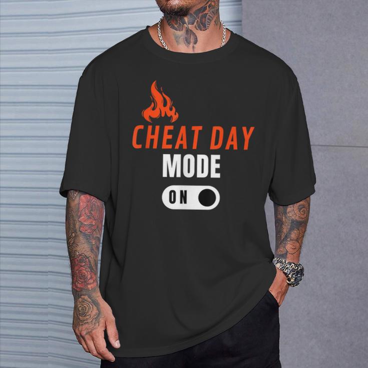 Cheat Day 高カロリー おもしろダイエット Tシャツ 彼への贈り物