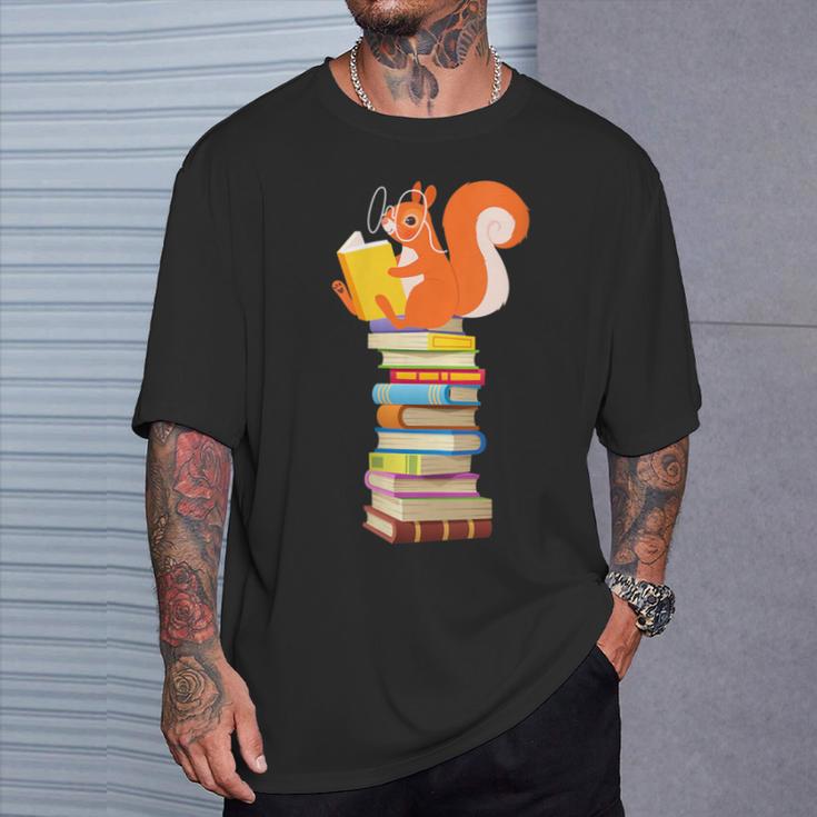 Cute Squirrel Reading Women's Tops Book Lovers T-Shirt Gifts for Him