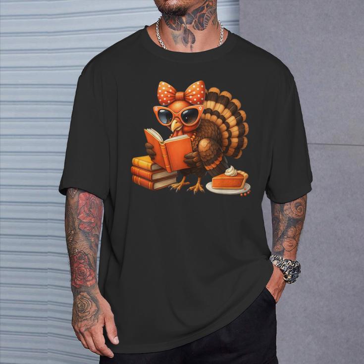 Cute Turkey Reading Book Lovers Bow Thanksgiving T-Shirt Gifts for Him Cute Turkey Reading Book Lovers Bow Thanksgiving T-Shirt Gifts for Him