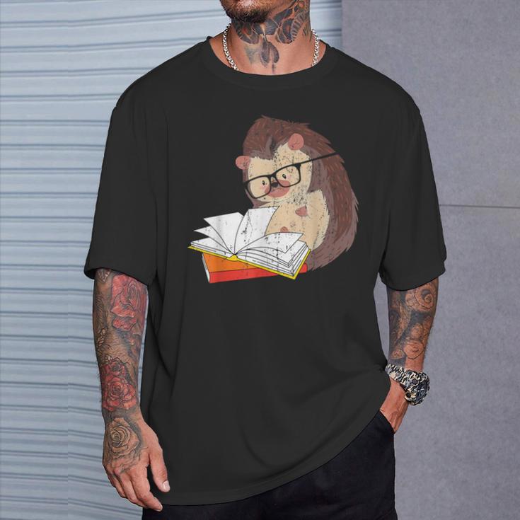 Cute Wildlife Forest Animal Bookworm Book Reading Hedgehog T-Shirt Gifts for Him Cute Wildlife Forest Animal Bookworm Book Reading Hedgehog T-Shirt Gifts for Him