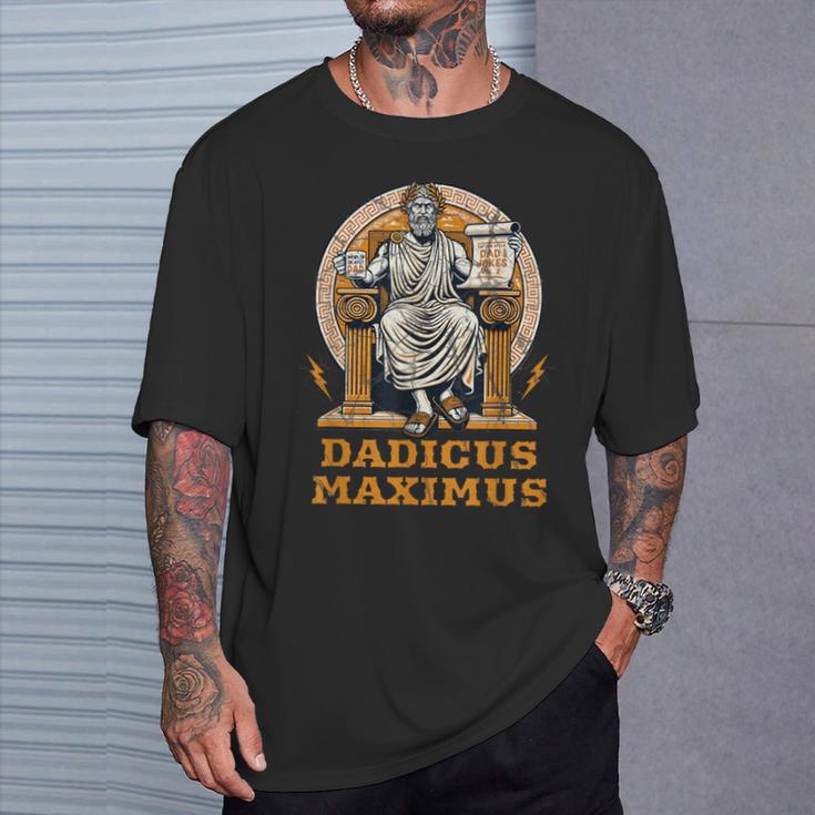 Dadicus Maximus Divertida Mitología Romana Día Del Padre Papá Broma Camiseta unisex Regalos para él