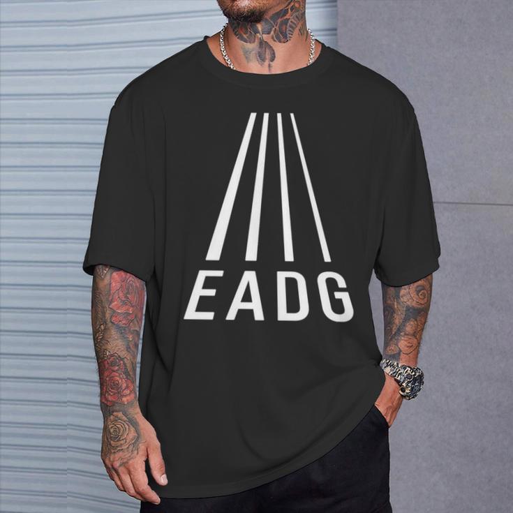 Eadg 4弦 ベースギタープレーヤー ベーシストパースペクティブ 長袖tシャツ Tシャツ 彼への贈り物