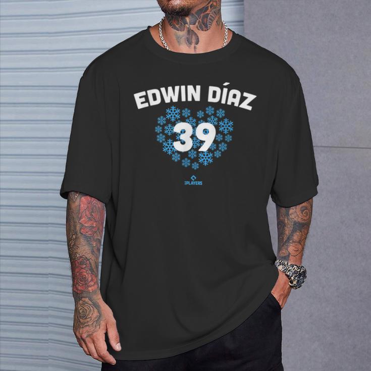 Edwin Diaz Heart New York Baseball Fansalentines Tシャツ 彼への贈り物