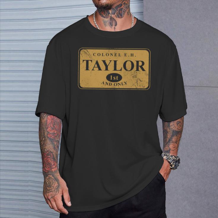 EHテイラー大佐 1St And Only Bourbon Whiskey Distressed 長袖tシャツ Tシャツ 彼への贈り物