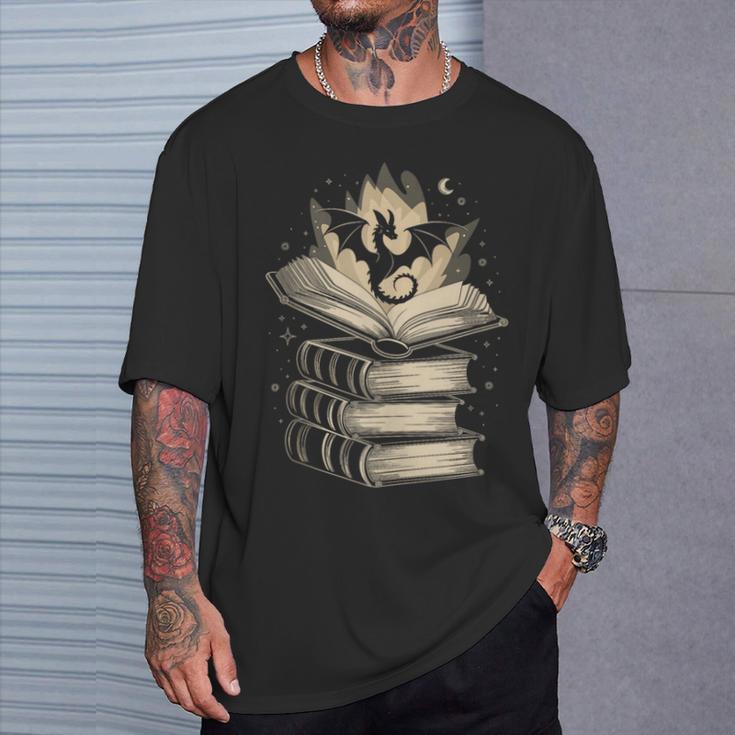 Fantasy Dragon & Books Magical Reader T-Shirt Gifts for Him