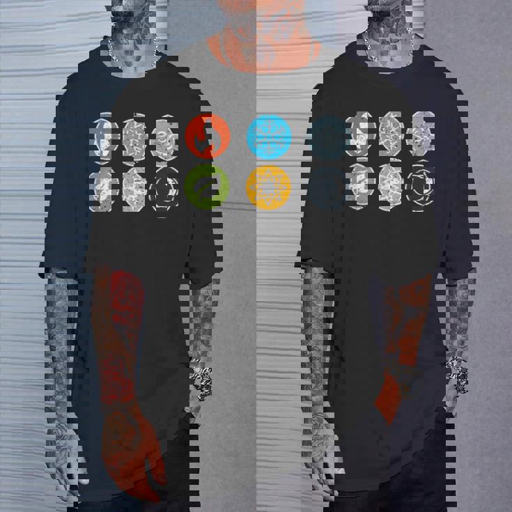 Gloomhaven Elements シンボル 火 氷 空 地球 ライトダーク Tシャツ 彼への贈り物