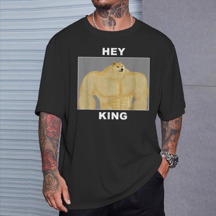 Hey Kingwole Doge Meme Tシャツ 彼への贈り物