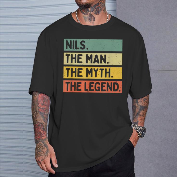 Nils The Man The Myth The Legend面白い名言 Tシャツ 彼への贈り物