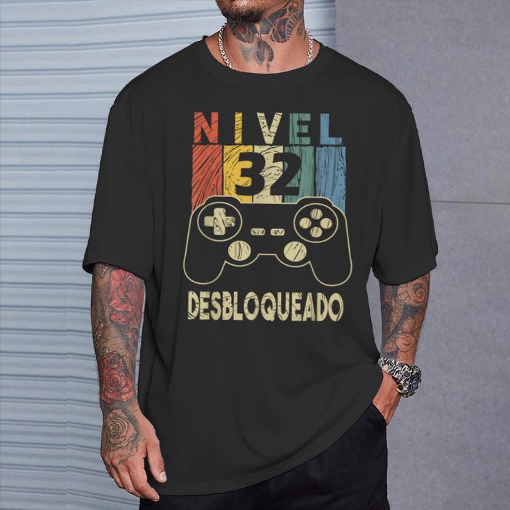 Nivel 32 Desbloqueado Gamer 32 Años Cumpleaños Camiseta unisex Regalos para él