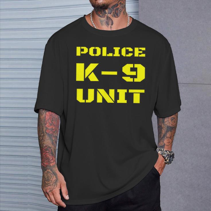 Police K-9ユニット ドッグハンドラー オンデューティー K9 チームオフィサー タクティカル Tシャツ 彼への贈り物