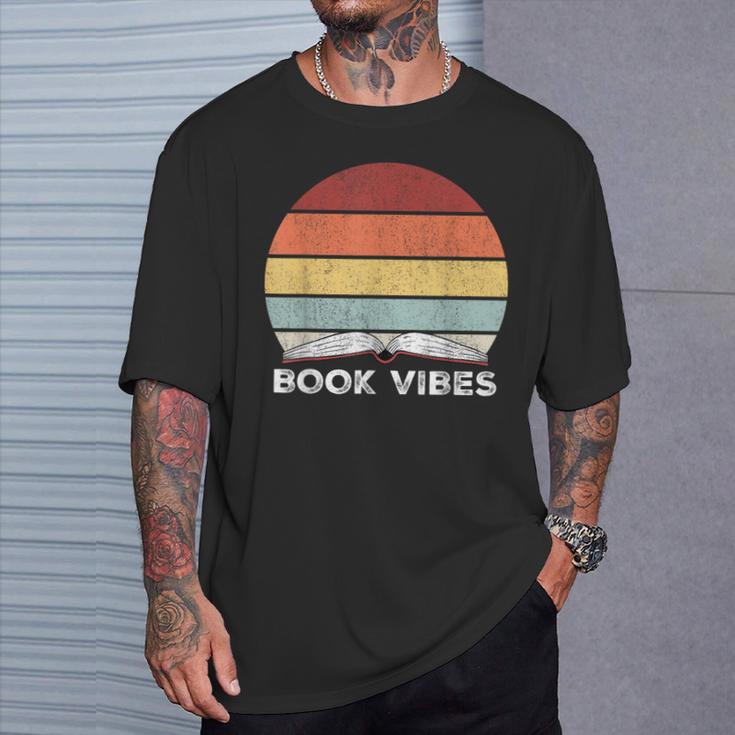 Retro Book Vibes Rainbow For Reading Lovers Vintage T-Shirt Gifts for Him