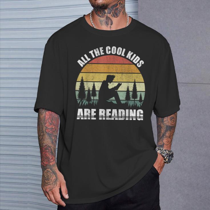 Retro All The Cool Kids Are Reading Book Shirt Vintage T-Shirt Gifts for Him
