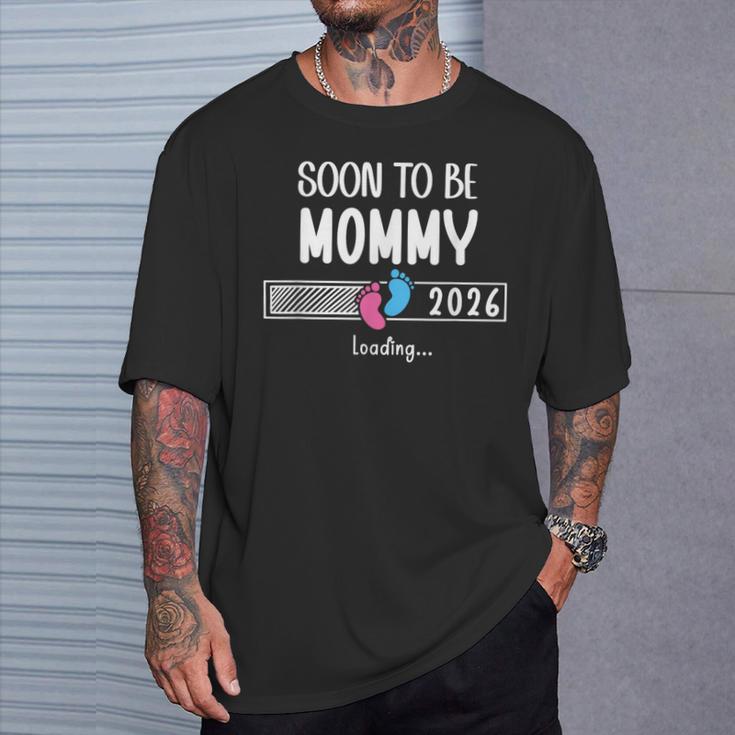 Soon To Be Mom 2026 Loading Promoted To Mommy First Time Mom Tシャツ 彼への贈り物