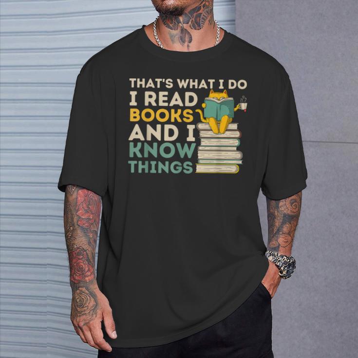 That's What I Do Reading Cat Book & Cat Lover T-Shirt Gifts for Him