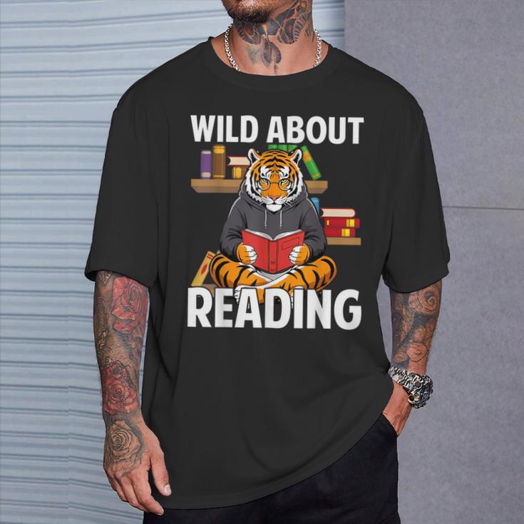 Tiger Reading Book Wearing Glasses Library Animal T-Shirt Gifts for Him Tiger Reading Book Wearing Glasses Library Animal T-Shirt Gifts for Him