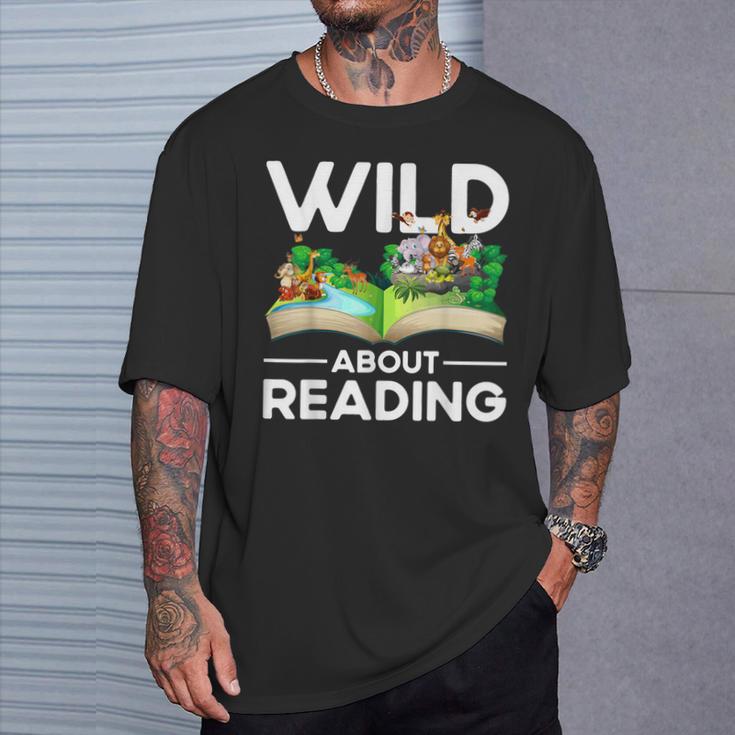 Wild About Reading Lovers Avid Readers Bookworms Book Lovers T-Shirt Gifts for Him