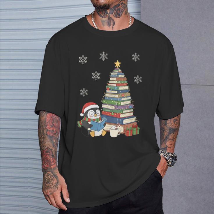 Women's Book Lovers Christmas Tree Reading Penguin Holiday Bookworm T-Shirt Gifts for Him
