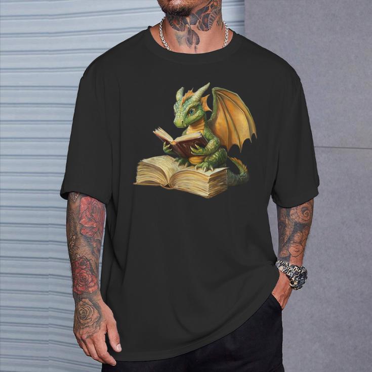 Women's Dragon Bookworm Reading Book Graphic T-Shirt Gifts for Him