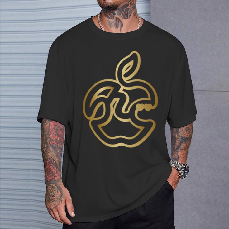 りんご ハート ひらがな 隠し文字 タイポグラフィ ユニーク おもしろみ フルーツ デザイン 長袖tシャツ Tシャツ 彼への贈り物