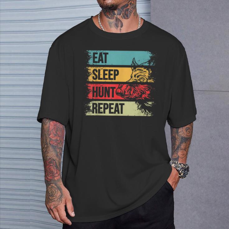 イノシシ ハンター 食べる スリープ ハント リピートハンティング Tシャツ 彼への贈り物