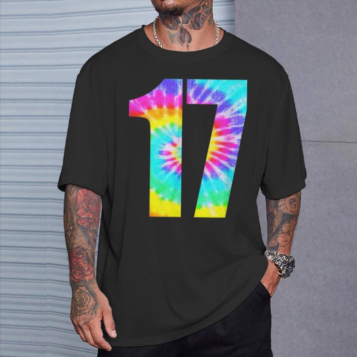 カラフルなタイダイ 17歳の誕生日または17番のチームイベント Tシャツ 彼への贈り物
