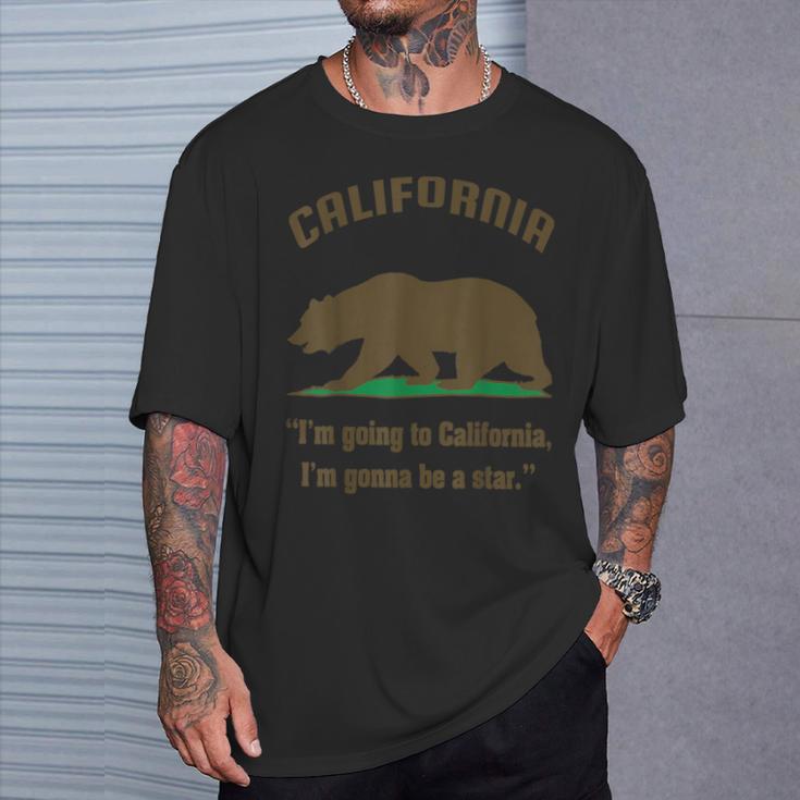 カリフォルニアのクマの旗、グリズリーベア、カリフォルニア共和国、グリズリーベアカリフォルニア共和国州の旗 Tシャツ 彼への贈り物