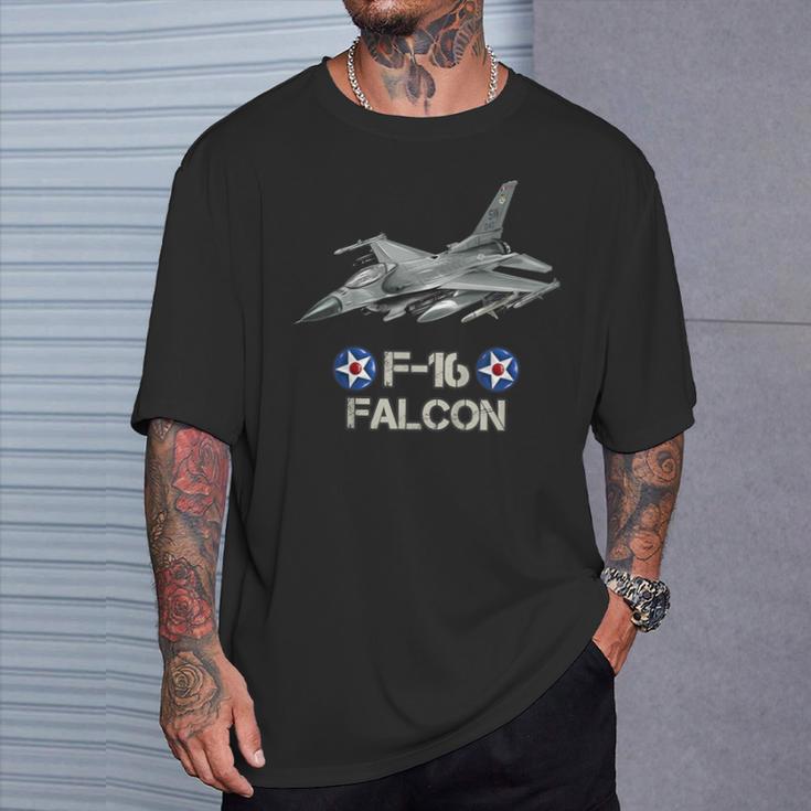 キッズ アメリカ空軍の航空機戦闘機f16ファルコン Tシャツ 彼への贈り物