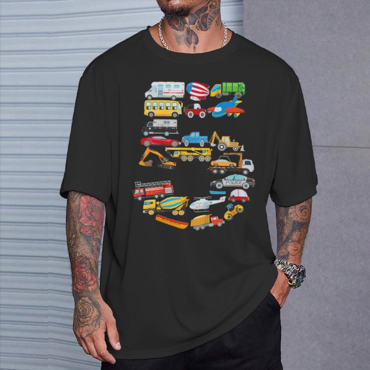 キッズ 男の子の車、消防車の5歳の誕生日 Tシャツ 彼への贈り物