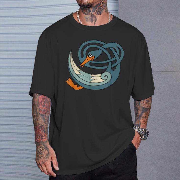 ケルト鳥ケルトデザイン 世界のケルト。 Tシャツ 彼への贈り物