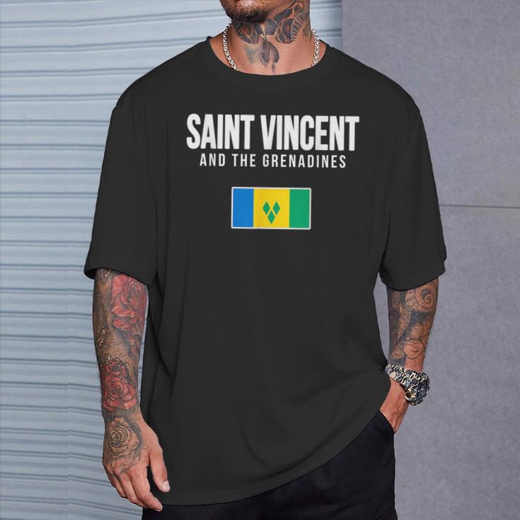 セントビンセントおよびグレナディーン諸島国旗セントビンシー Tシャツ 彼への贈り物