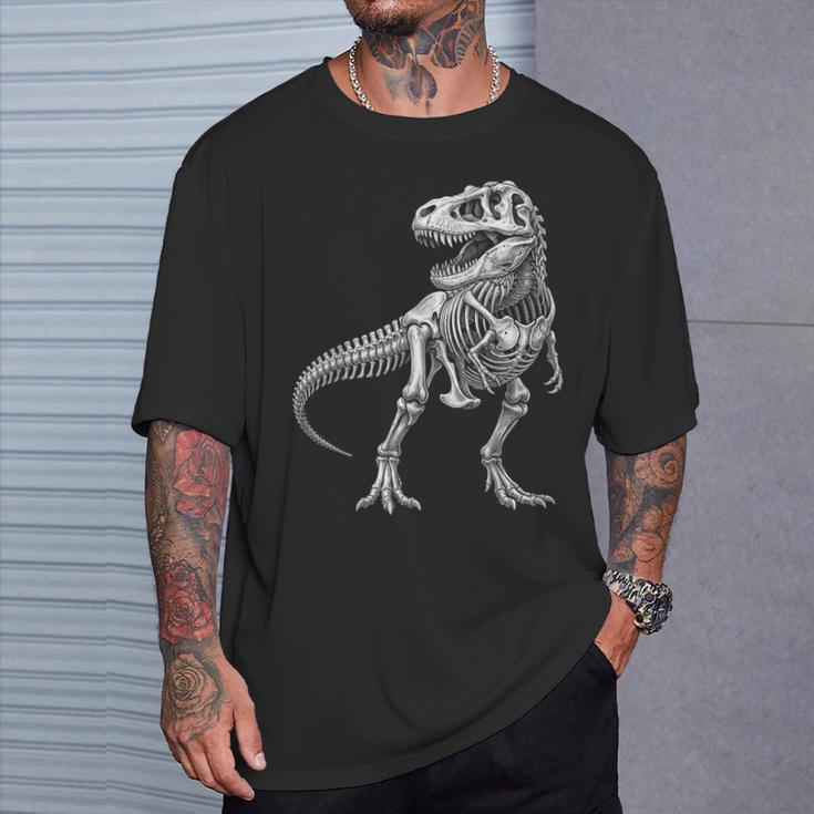 ティラノサウルス レックス スケルトン 化石 恐竜 解剖学 Tシャツ 彼への贈り物