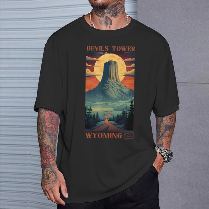 デビルズ タワー モニュメント ワイオミング Tシャツ 彼への贈り物