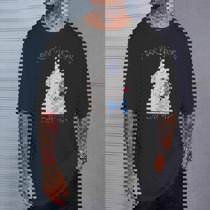 ニューオーリンズ 面白い犬の着用パーティーハット付き Tシャツ 彼への贈り物