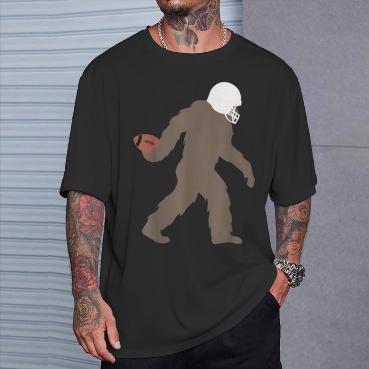 ビッグフット アメフト おもしろい サスカッチ アメリカンフットボール Tシャツ 彼への贈り物