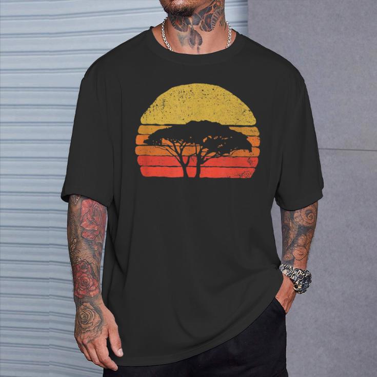 ビンテージ アウトドア サン サバンナ ツリー ミニマリスト サンセット Tシャツ 彼への贈り物