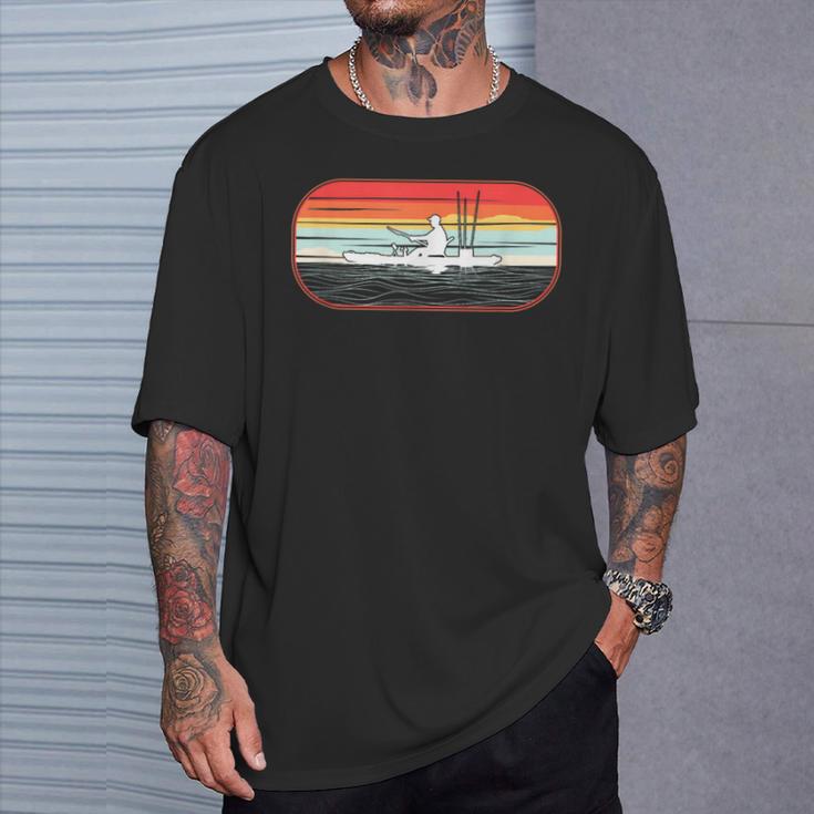 フィッシングカヤック 足漕ぎ カヤック フィッシャーマン Tシャツ 彼への贈り物