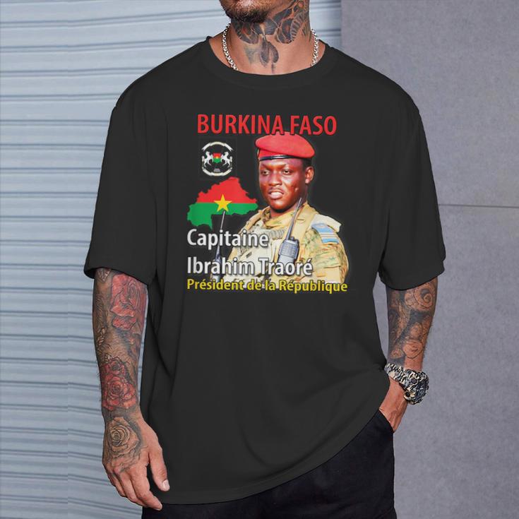 ブルキナファソ キャプテンイブラヒム・トラオレ 大統領 Tシャツ 彼への贈り物