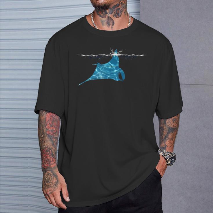 マンタレイかわいいマンタ愛好家スティングレイシュノーケリング Tシャツ 彼への贈り物